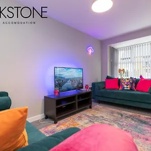 https://island-house-3-bedroom-townhouse.hotels-newcastle-upon-tyne.com