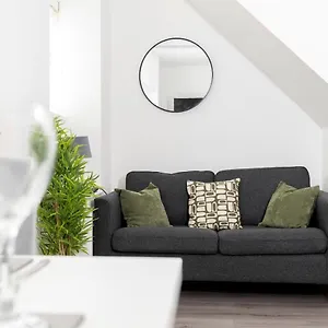 https://the-old-office-number-4-by-our-home-short-stays.hotels-newcastle-upon-tyne.com