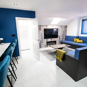 https://winter-gardens-suites-by-sasco.hotelsin-chester.com
